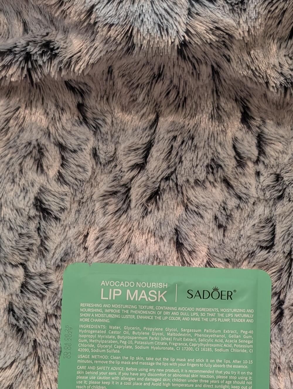 Assorted Lip Masks - Picture 9 of 11